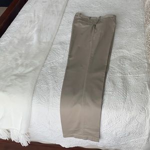 Brooks Brothers Lightweight Advantage Chino Clarke